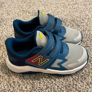 NWOT Boy’s Rave New Balance Shoe - Size 10 wide